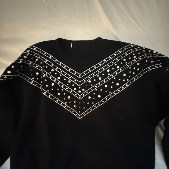 Wool Sweater - Picture 2 of 3